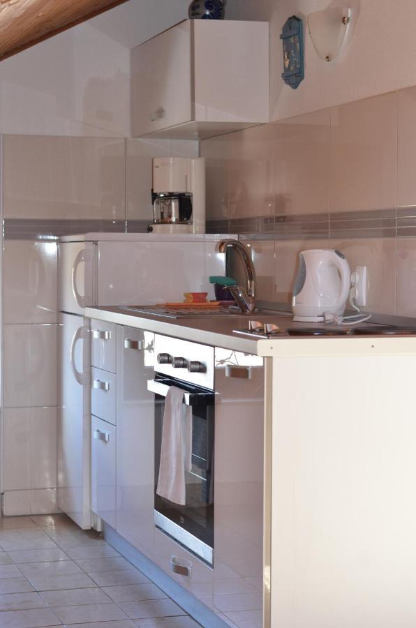 Rubin Apartment Jelsa (Hvar)